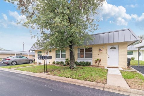 Condominio en venta en New Port Richey, Florida, 1 dormitorio, 72.37 m2 № 1690521 - foto 5