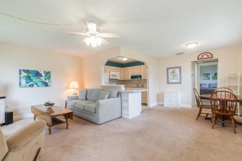 Condominio en venta en New Port Richey, Florida, 1 dormitorio, 72.37 m2 № 1690521 - foto 18
