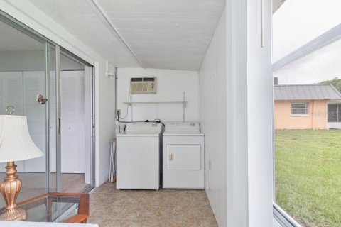 Condominio en venta en New Port Richey, Florida, 1 dormitorio, 72.37 m2 № 1690521 - foto 10
