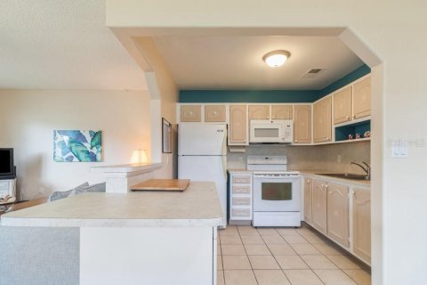 Condominio en venta en New Port Richey, Florida, 1 dormitorio, 72.37 m2 № 1690521 - foto 13
