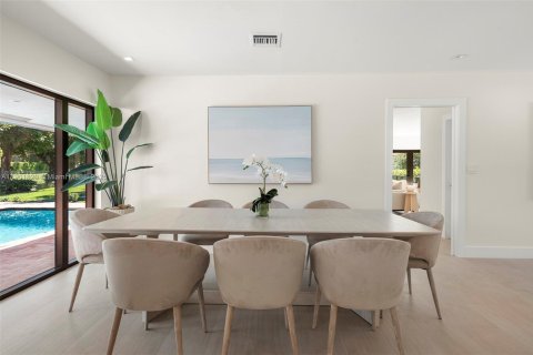 Casa en venta en Pinecrest, Florida, 5 dormitorios, 231.14 m2 № 1953988 - foto 25