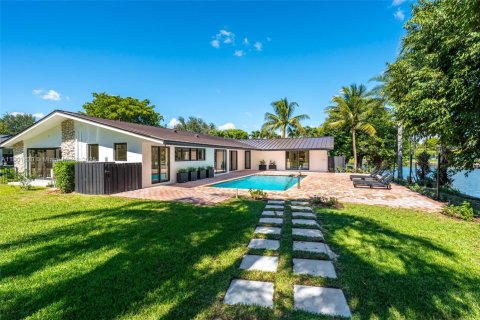 Casa en venta en Pinecrest, Florida, 5 dormitorios, 231.14 m2 № 1953988 - foto 1