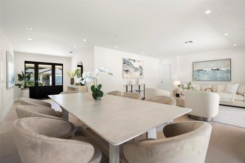 Casa en venta en Pinecrest, Florida, 5 dormitorios, 231.14 m2 № 1953988 - foto 27