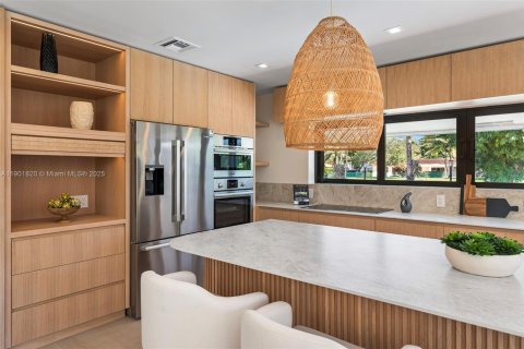 Casa en venta en Pinecrest, Florida, 5 dormitorios, 231.14 m2 № 1953988 - foto 12