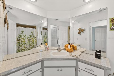 Copropriété à vendre à Largo, Floride: 2 chambres, 118.73 m2 № 2151421 - photo 16