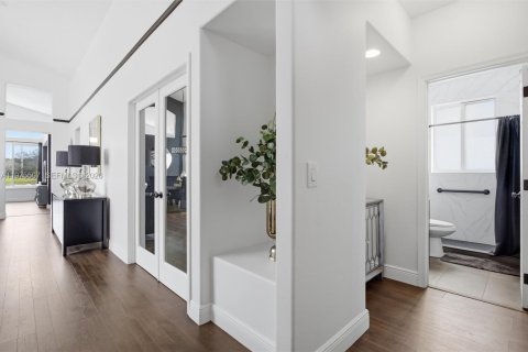 House in Miramar, Florida 3 bedrooms, 196.12 sq.m. № 2041453 - photo 30