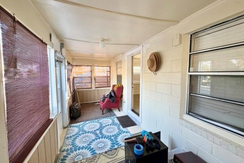 Villa ou maison à louer à Tarpon Springs, Floride: 2 chambres, 72 m2 № 2166012 - photo 4