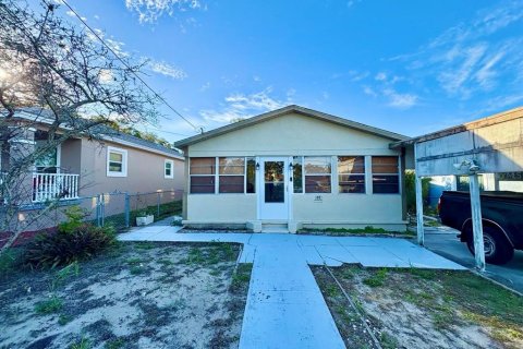 Villa ou maison à Tarpon Springs, Floride 2 chambres, 72 m2 № 2166012