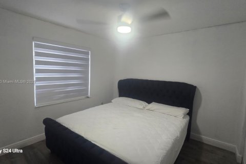 Villa ou maison à vendre à Hialeah, Floride: 3 chambres, 148.46 m2 № 1921277 - photo 24