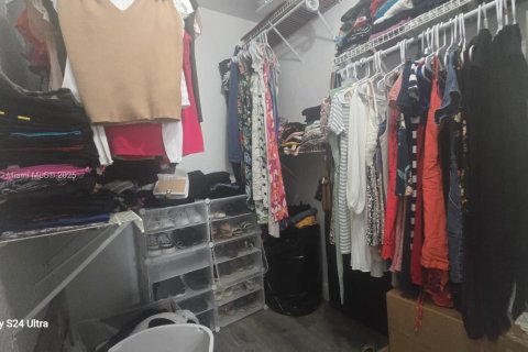 Villa ou maison à vendre à Hialeah, Floride: 3 chambres, 148.46 m2 № 1921277 - photo 20