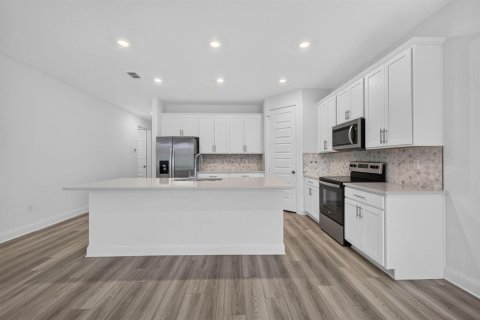 Villa ou maison à vendre à Port St. Lucie, Floride: 4 chambres, 177.26 m2 № 2300308 - photo 7