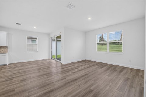 Villa ou maison à vendre à Port St. Lucie, Floride: 4 chambres, 177.26 m2 № 2300308 - photo 15