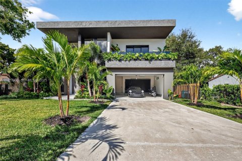 House in Biscayne Park, Florida 4 bedrooms, 92.16 sq.m. № 1986237 - photo 4