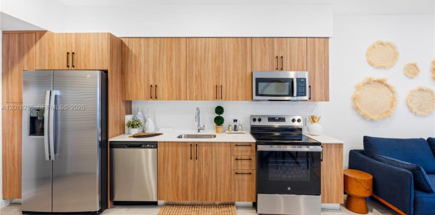 Studio à Pompano Beach, Floride № 2087331