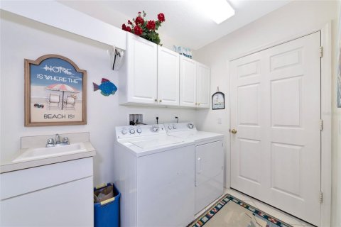 Villa ou maison à vendre à Bradenton, Floride: 4 chambres, 236.34 m2 № 1614540 - photo 23