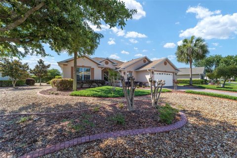 House in Ocala, Florida 3 bedrooms, 157.47 sq.m. № 1164250 - photo 6