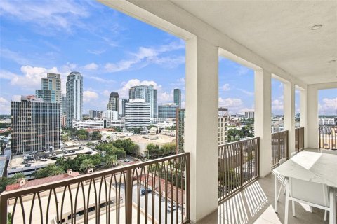 Copropriété à vendre à Saint Petersburg, Floride: 3 chambres, 200.3 m2 № 2403298 - photo 30