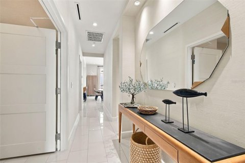 Copropriété à vendre à Saint Petersburg, Floride: 3 chambres, 200.3 m2 № 2403298 - photo 10
