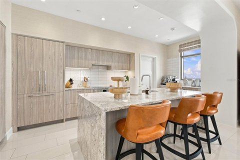 Copropriété à vendre à Saint Petersburg, Floride: 3 chambres, 200.3 m2 № 2403298 - photo 14