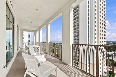Copropriété à vendre à Saint Petersburg, Floride: 3 chambres, 200.3 m2 № 2403298 - photo 26