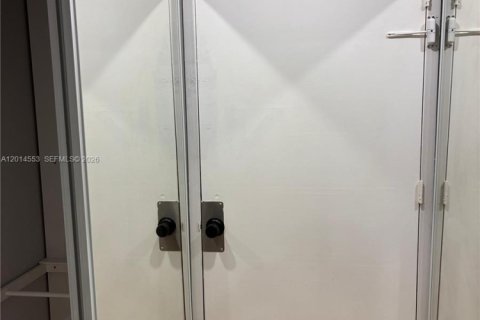 Copropriété à louer à Aventura, Floride: 1 chambre, 36.23 m2 № 2076287 - photo 18
