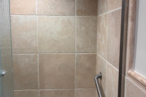 Copropriété à louer à Aventura, Floride: 1 chambre, 36.23 m2 № 2076287 - photo 14