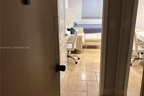 Copropriété à louer à Aventura, Floride: 1 chambre, 36.23 m2 № 2076287 - photo 12