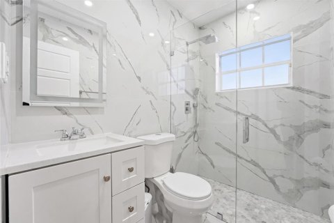 Villa ou maison à vendre à Hialeah, Floride: 3 chambres, 105.63 m2 № 2148202 - photo 16