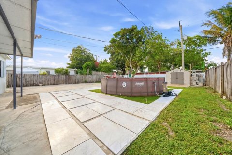 Villa ou maison à vendre à Hialeah, Floride: 3 chambres, 105.63 m2 № 2148202 - photo 24