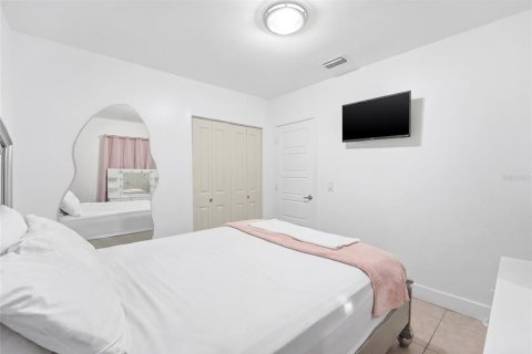 Villa ou maison à vendre à Hialeah, Floride: 3 chambres, 105.63 m2 № 2148202 - photo 15