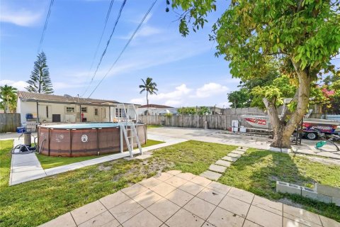 Villa ou maison à vendre à Hialeah, Floride: 3 chambres, 105.63 m2 № 2148202 - photo 26