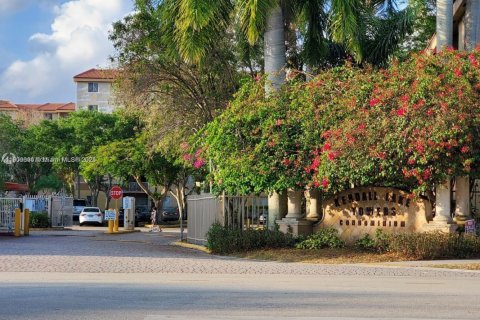 Appartement à louer à Miami, Floride: 2 chambres, 82.4 m2 № 1964421 - photo 1