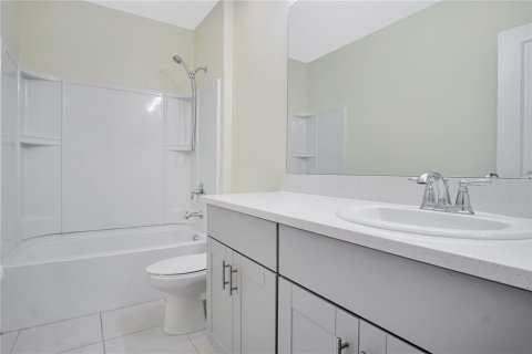 House in Davenport, Florida 3 bedrooms, 141.21 sq.m. № 1905826 - photo 24