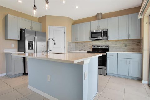 House in Davenport, Florida 3 bedrooms, 141.21 sq.m. № 1905826 - photo 10