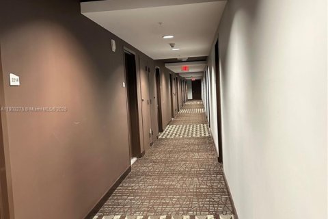 Copropriété à louer à Miami, Floride: 1 chambre, 59.27 m2 № 1954306 - photo 16