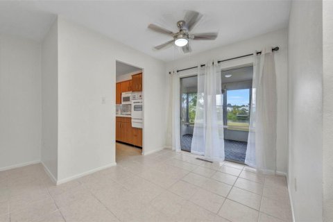 House in Port Charlotte, Florida 2 bedrooms, 81.75 sq.m. № 1817871 - photo 16