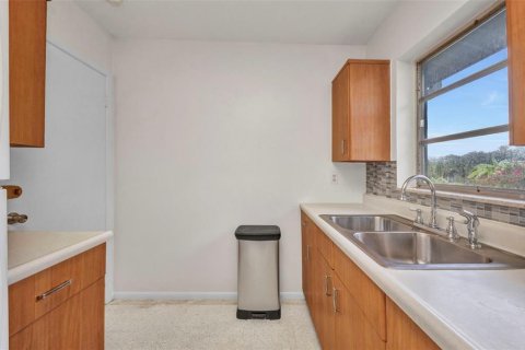 House in Port Charlotte, Florida 2 bedrooms, 81.75 sq.m. № 1817871 - photo 21