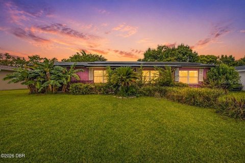 Casa en Holly Hill, Florida 4 dormitorios, 145.67 m2 № 2384039