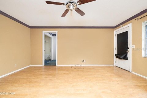 Casa en venta en Holly Hill, Florida, 4 dormitorios, 145.67 m2 № 2384039 - foto 8