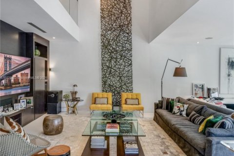 Villa ou maison à vendre à Miami, Floride: 5 chambres, 346.06 m2 № 1788851 - photo 6