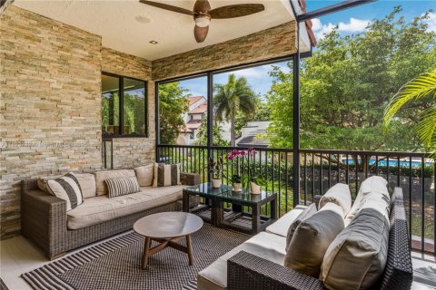 Villa ou maison à vendre à Miami, Floride: 5 chambres, 346.06 m2 № 1788851 - photo 28