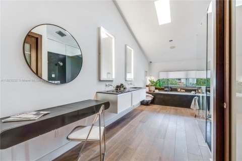 Villa ou maison à vendre à Miami, Floride: 5 chambres, 346.06 m2 № 1788851 - photo 20