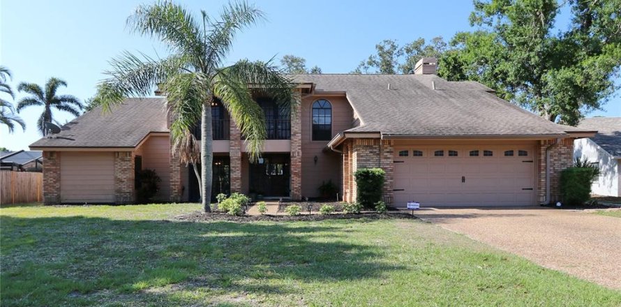 House in Sarasota, Florida 6 bedrooms, 341.14 sq.m. № 1716540