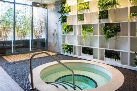 Condominio en venta en Miami, Florida, 1 dormitorio, 79.15 m2 № 1935719 - foto 21