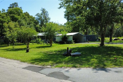 House in Crystal River, Florida 3 bedrooms, 147.16 sq.m. № 1848545 - photo 6