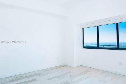 Condominio en venta en Miami, Florida, 2 dormitorios, 110.18 m2 № 1992779 - foto 7