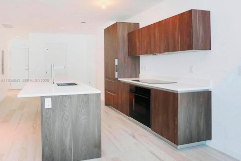 Condominio en venta en Miami, Florida, 2 dormitorios, 110.18 m2 № 1992779 - foto 5