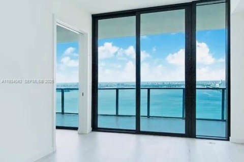 Condominio en venta en Miami, Florida, 2 dormitorios, 110.18 m2 № 1992779 - foto 4