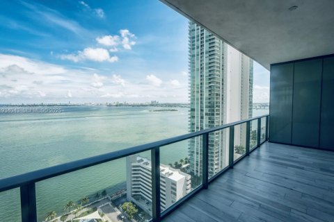 Condominio en venta en Miami, Florida, 2 dormitorios, 110.18 m2 № 1992779 - foto 2