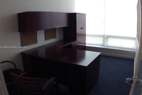 Immobilier commercial à vendre à Aventura, Floride № 1959656 - photo 10